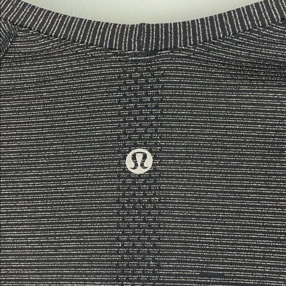 Lululemon Sparkly Long Sleeve Top Size 10 - Picture 9 of 9
